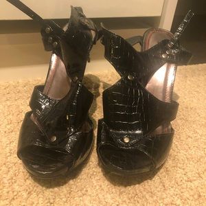 COPY - BEWILD Patent Pleather Crocodile Skin Heels